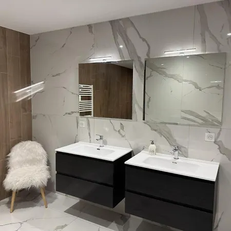 De Standing T3 - Lina