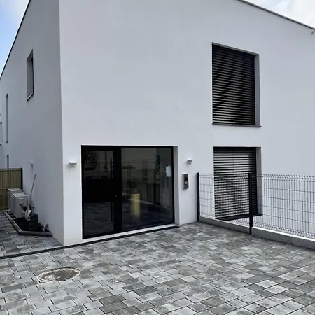 De Standing T3 - Lina Hesingue